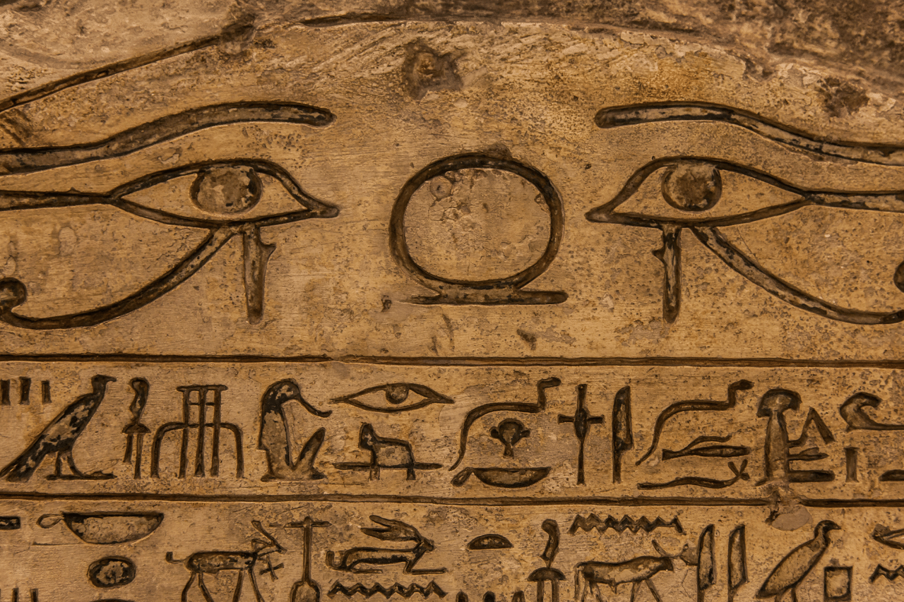 Ägyptische Hieroglyphen für die Göttin Seshat