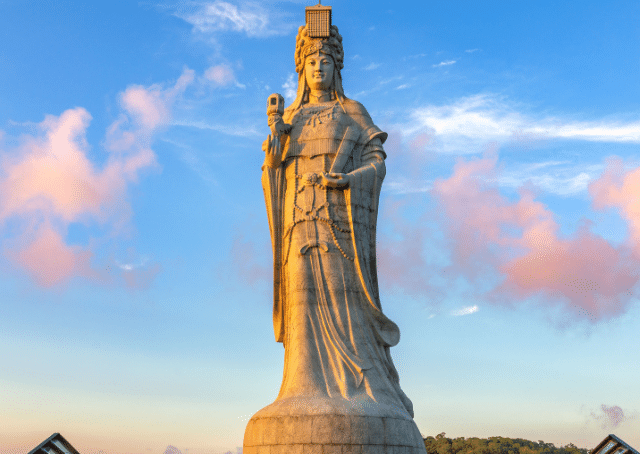 Statue der chinesischen Meeresgöttin Mazu