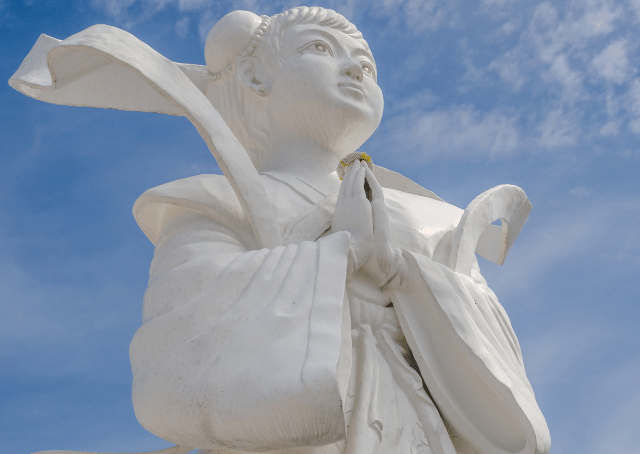 Statue der Nüwa