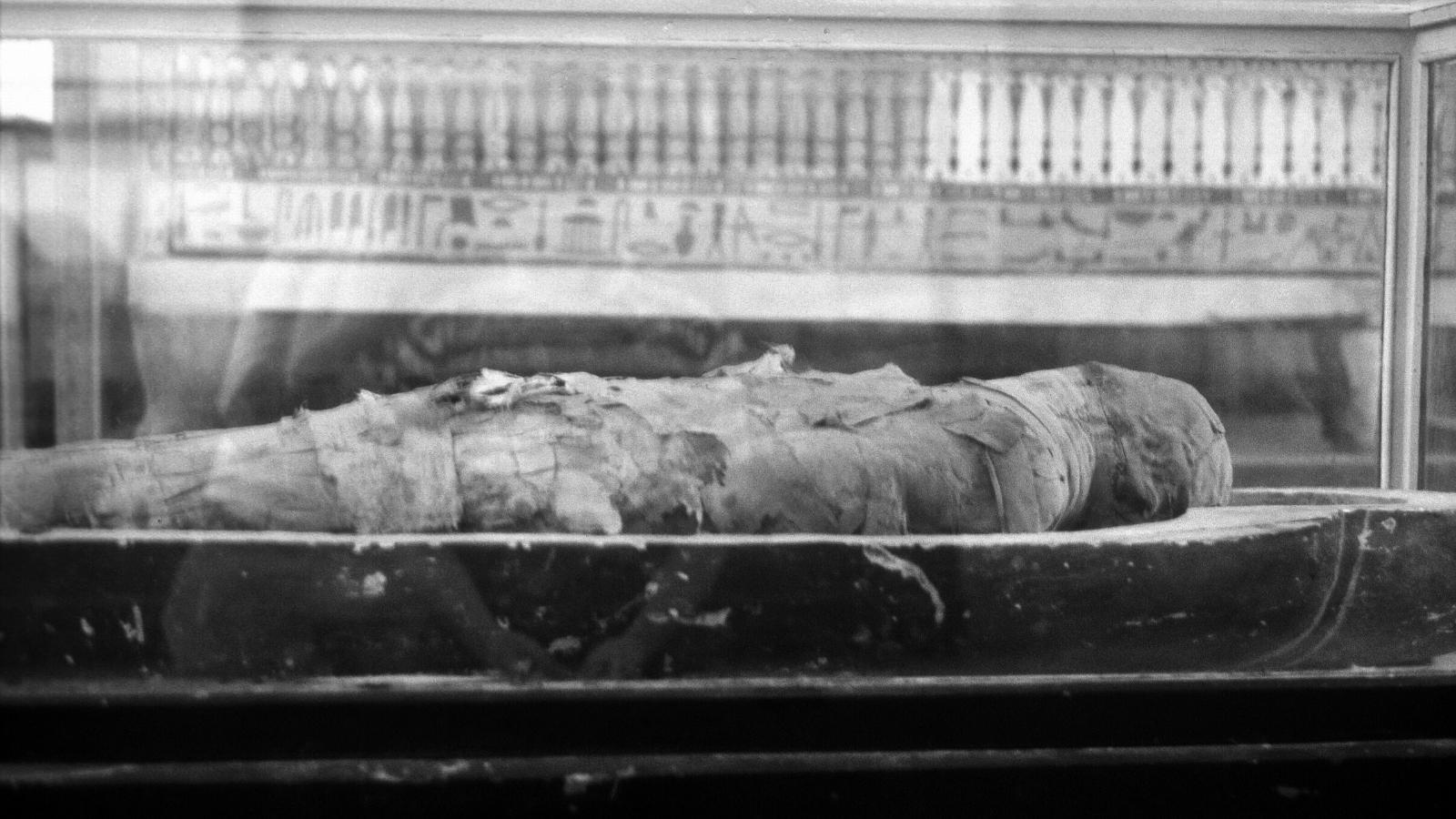 Warum mumifizierten die Ägypter ihre Toten: Religion und das Jenseits