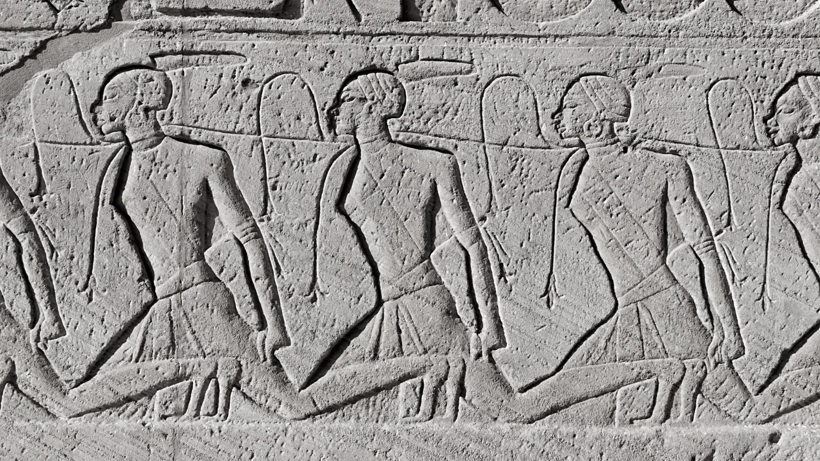 Sklaven im alten Ägypten: Wie Sklaverei die ägyptische Zivilisation prägte