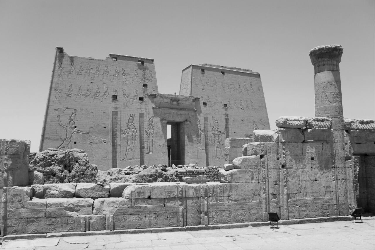 Edfu temple