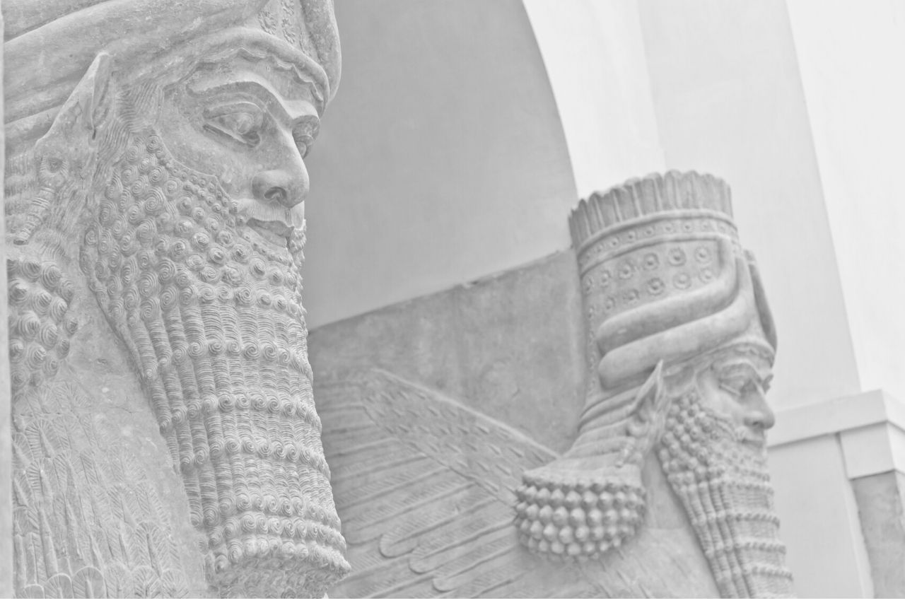 Die mesopotamische politische Struktur: Eine mythopolitische Landschaft