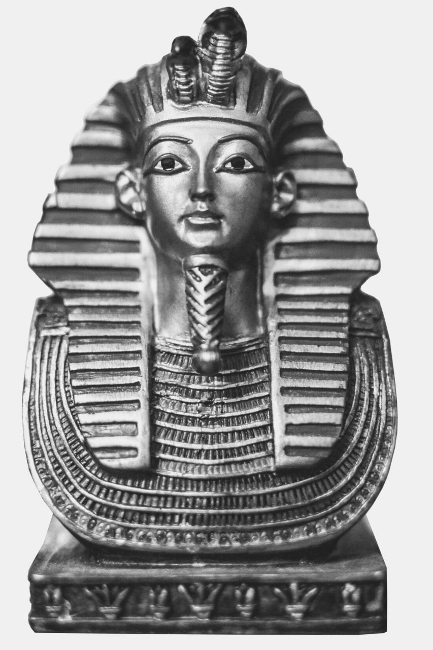 Pharaoh makeup
