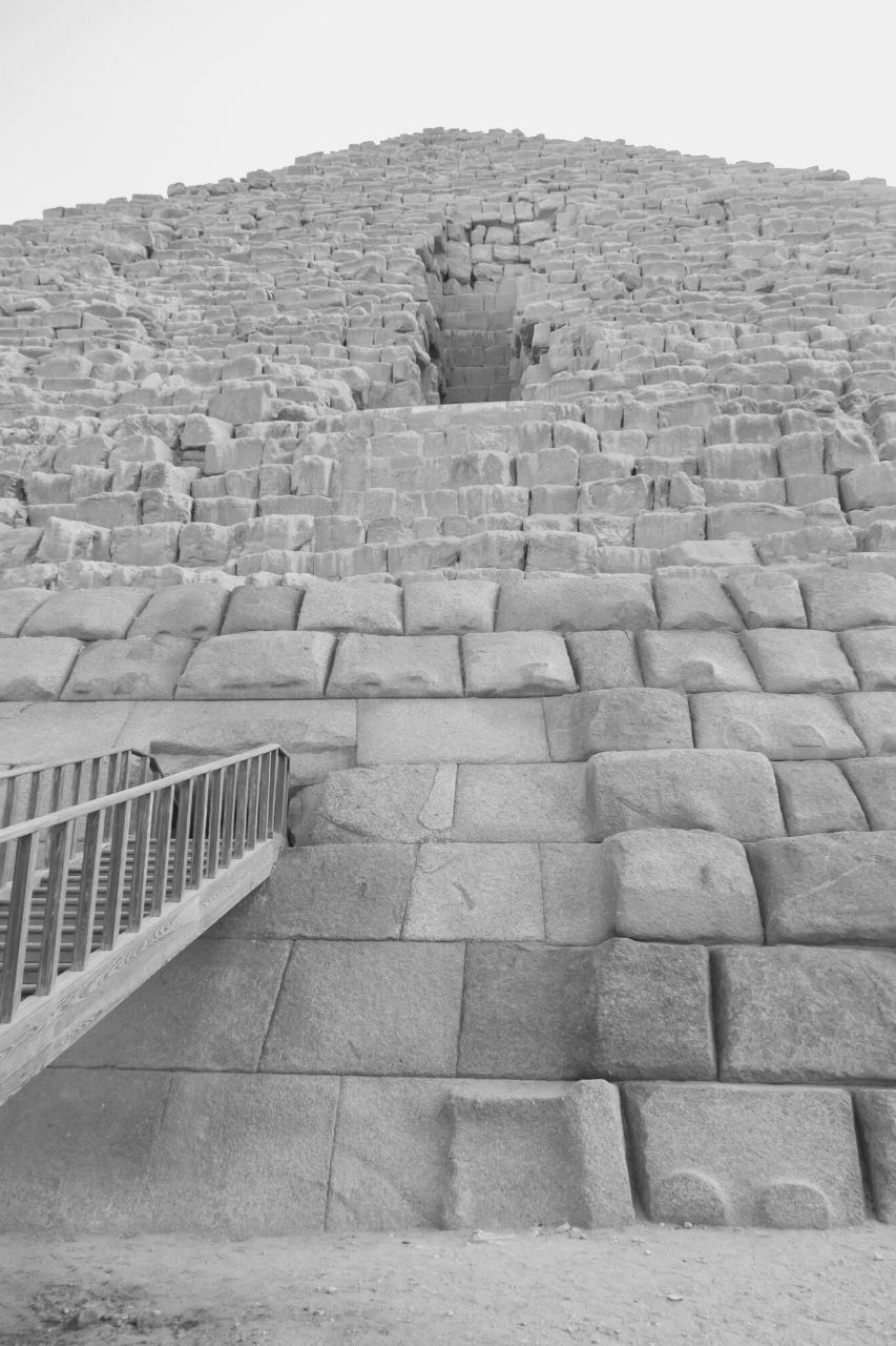 Pyramide des Menkaure Ägypten Eingangsansicht