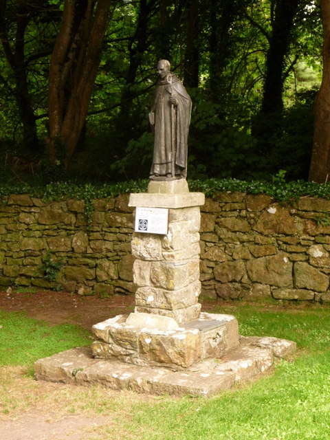 Statue des heiligen Samson von Dol, Caldey Island, Foto von Chris Downer, CC-BY-SA 2.0