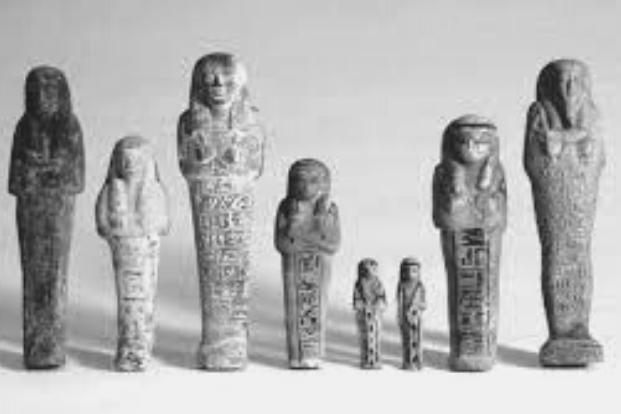 Uschebti-Figuren