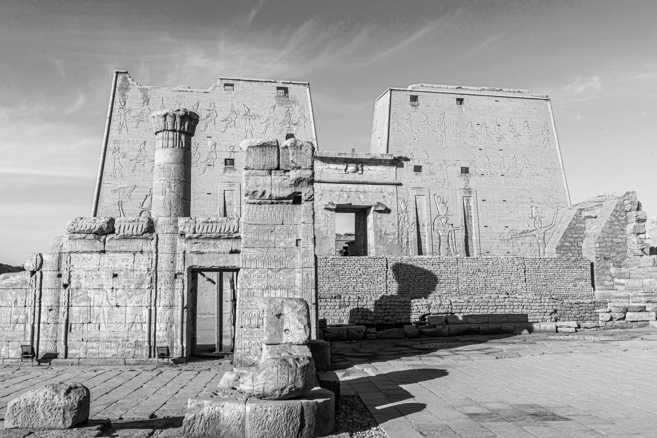 Tempel des Horus: Der antike Ort der Liebe und des Lobpreises