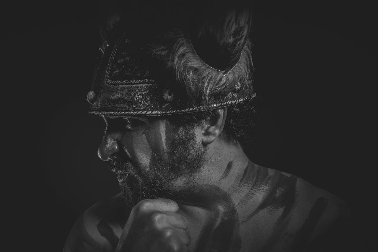 Vikings paint their faces